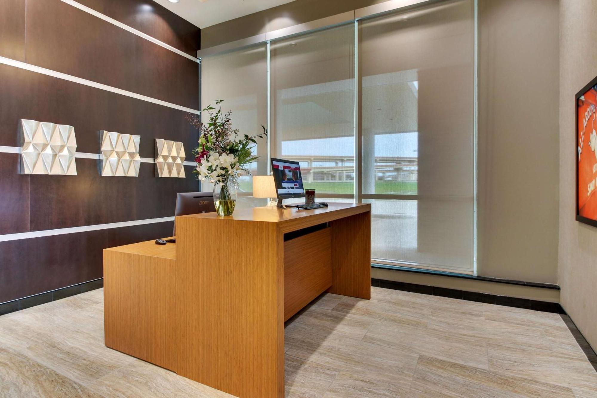 Drury Plaza Hotel Dallas Ричардсън Екстериор снимка